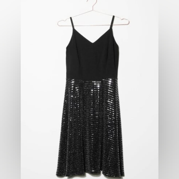 4X • Sloane & Sadie • Black Shimmery Skirt Strappy Dress - Picture 2 of 3